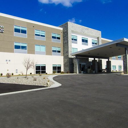 Holiday Inn Express & Suites Coldwater By Ihg Eksteriør bilde